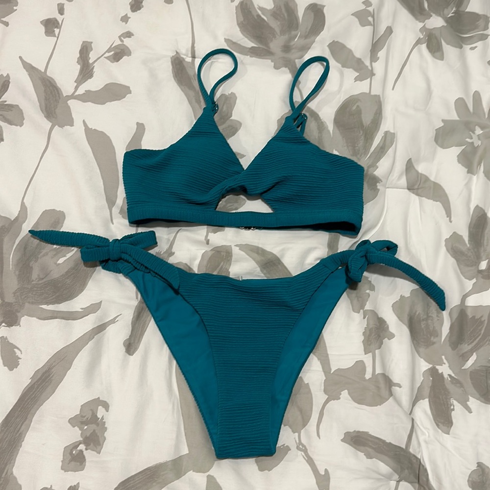 Teal Cupshe Bikini Set XS